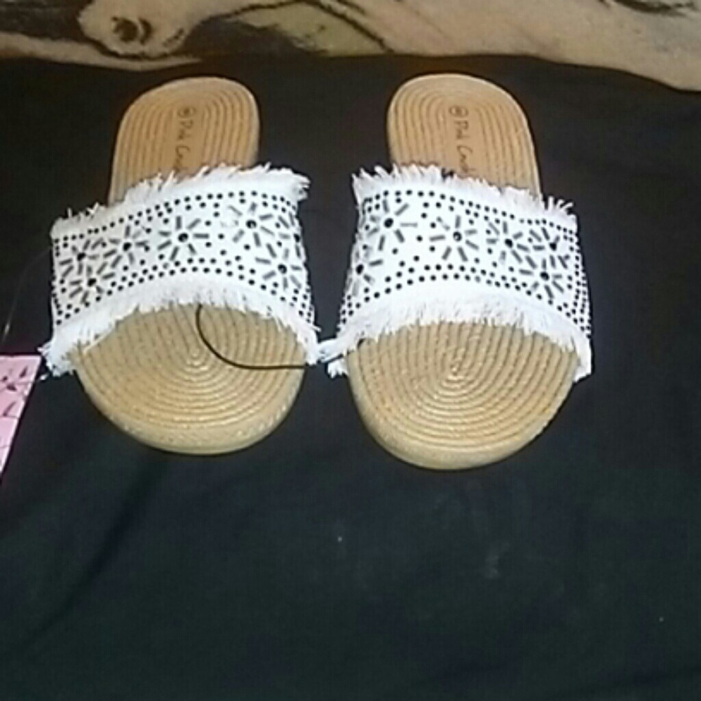 PINK CRUSH FLIP FLOPS
